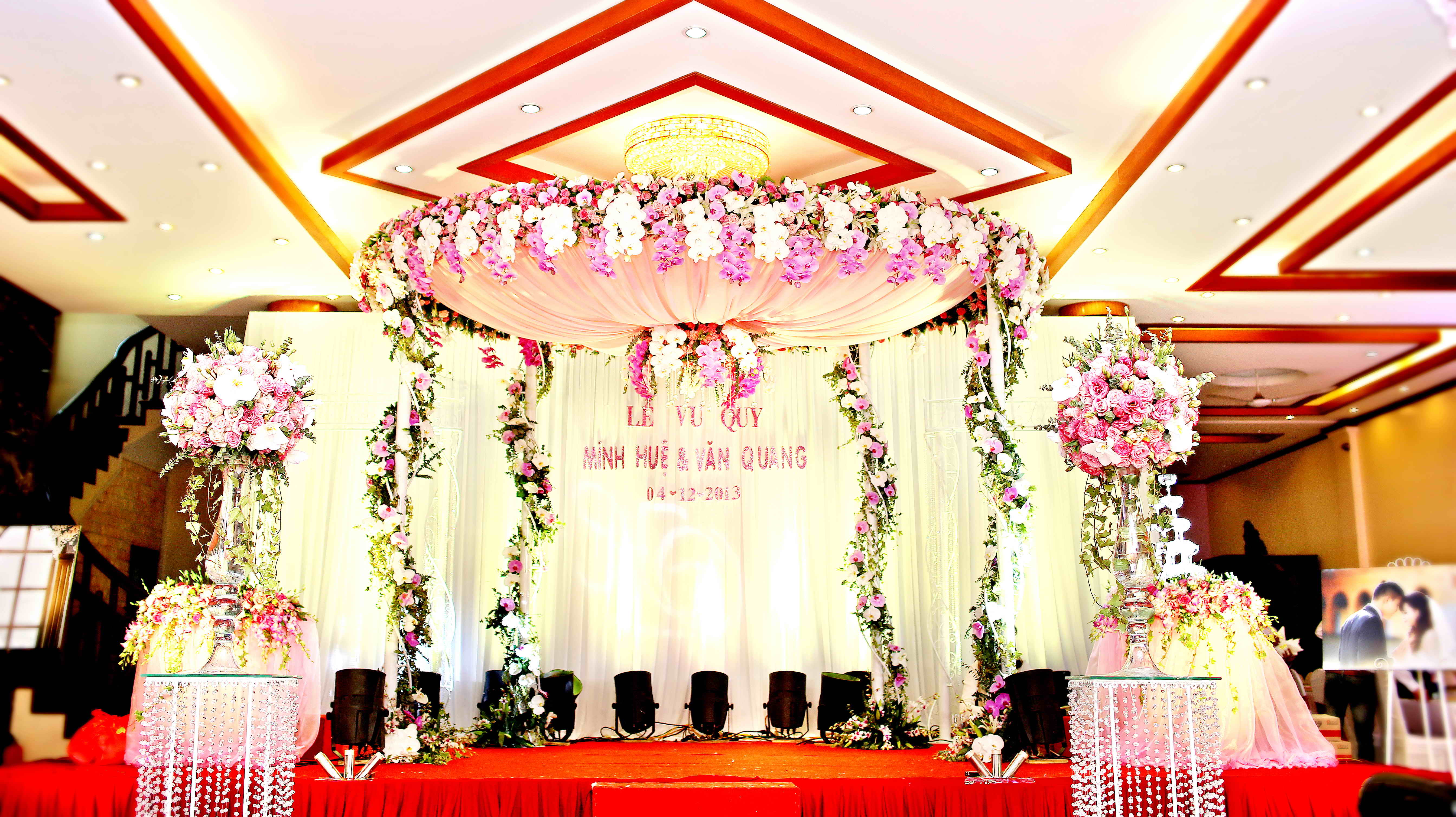 Hình ảnh trang trí sự kiện cưới Văn Quang - Minh Huệ tại tư gia